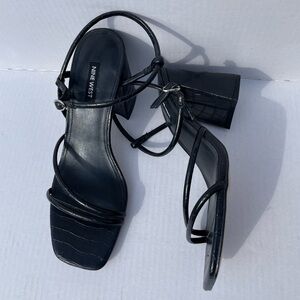 Nine West Gellar Black Croc-Embossed Block Heel Sandals | Size 9